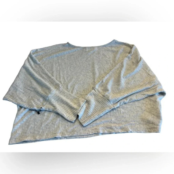 NWT Velvet Cropped Long Sleeve Top 3X - Picture 5 of 6